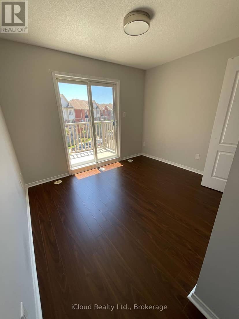 8 - 3070 Thomas Street — photo 27 of 35
