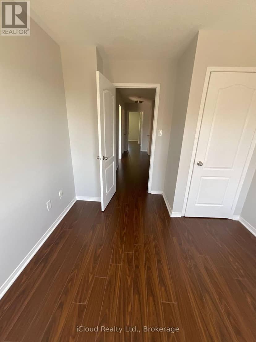 8 - 3070 Thomas Street — photo 31 of 35