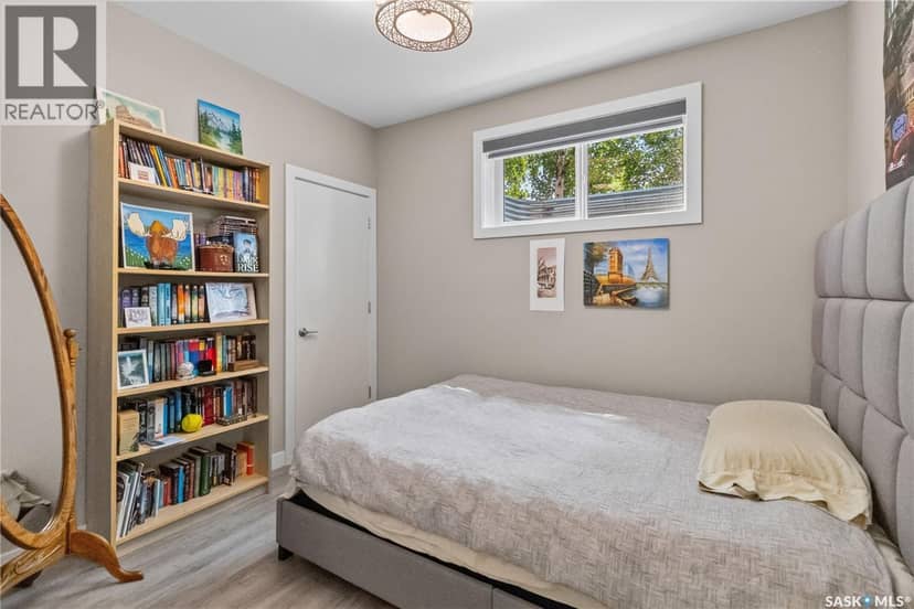 1602 Edward AVENUE — photo 23 of 40