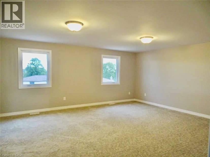 204 BETHUNE Avenue — photo 17 of 20