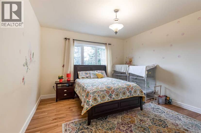 1111 5 Street SE — photo 30 of 40