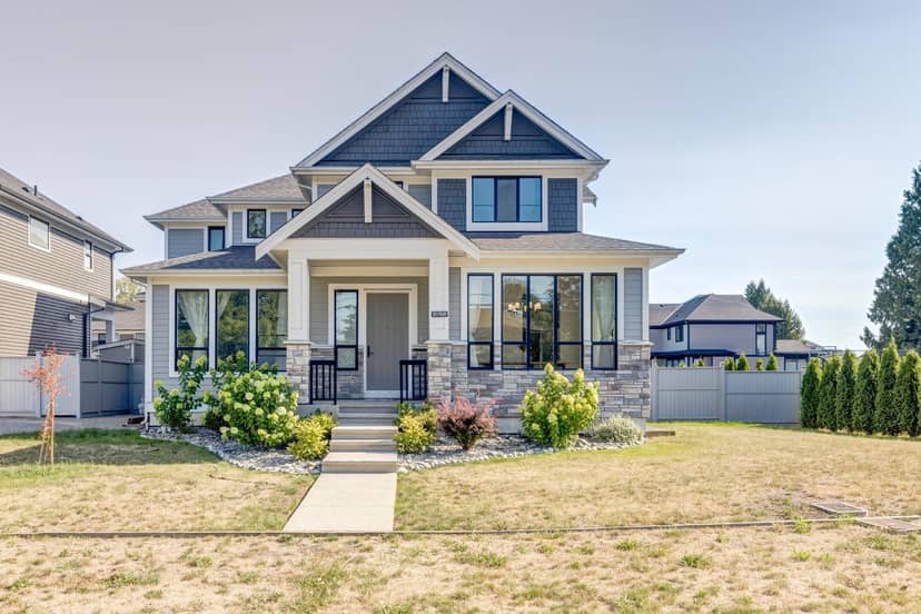 16568 104 AVENUE, Surrey, photo 2