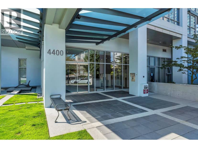 2601 4400 BUCHANAN STREET, Burnaby, photo 5
