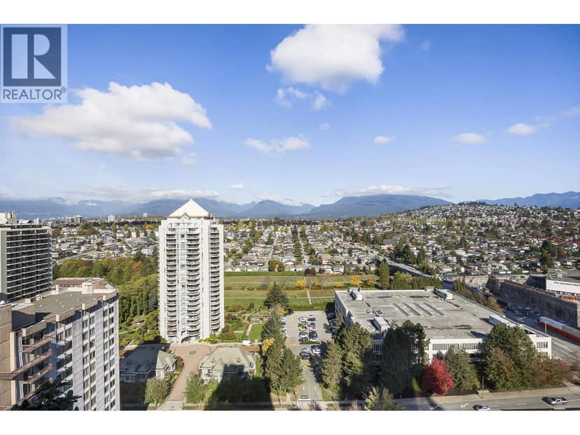 2601 4400 BUCHANAN STREET, Burnaby, photo 2