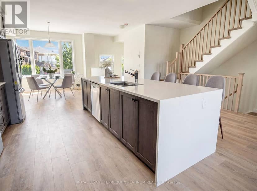 4 - 160 Densmore Road — photo 9 of 40