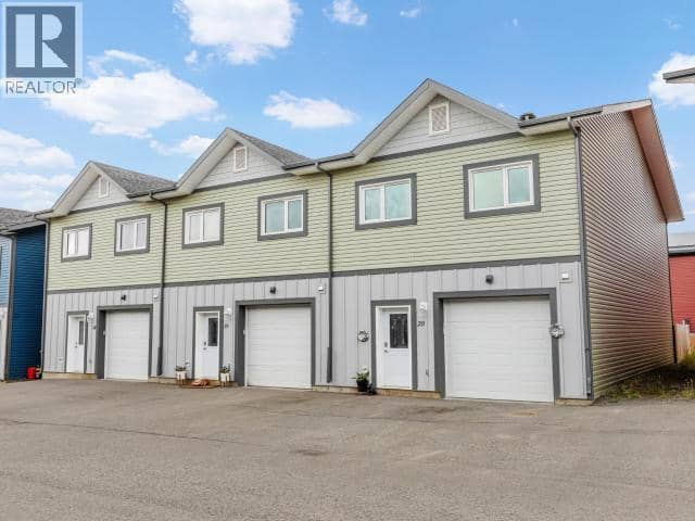 20-35 Sybil Circle — photo 2 of 30