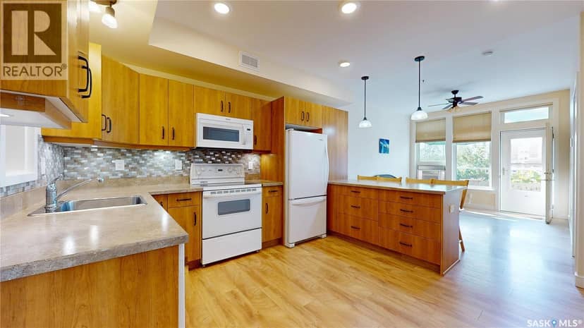 104 1625 Badham Boulevard — photo 1 of 40