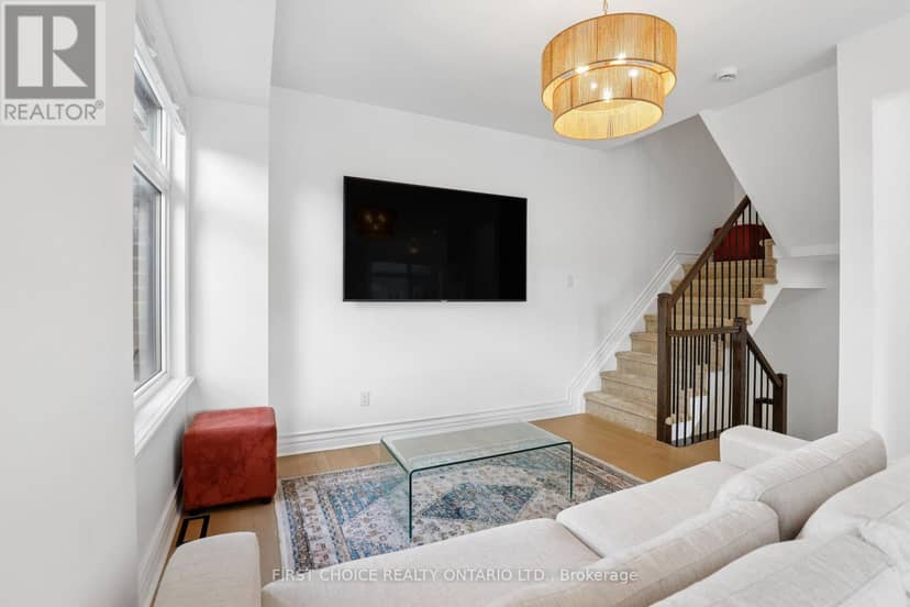 124 Nutting Crescent — photo 14 of 36