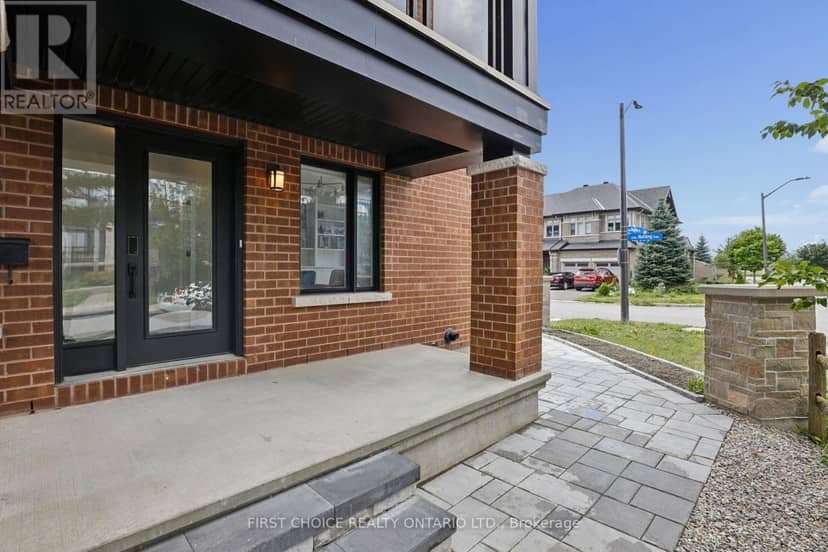 124 Nutting Crescent — photo 5 of 36
