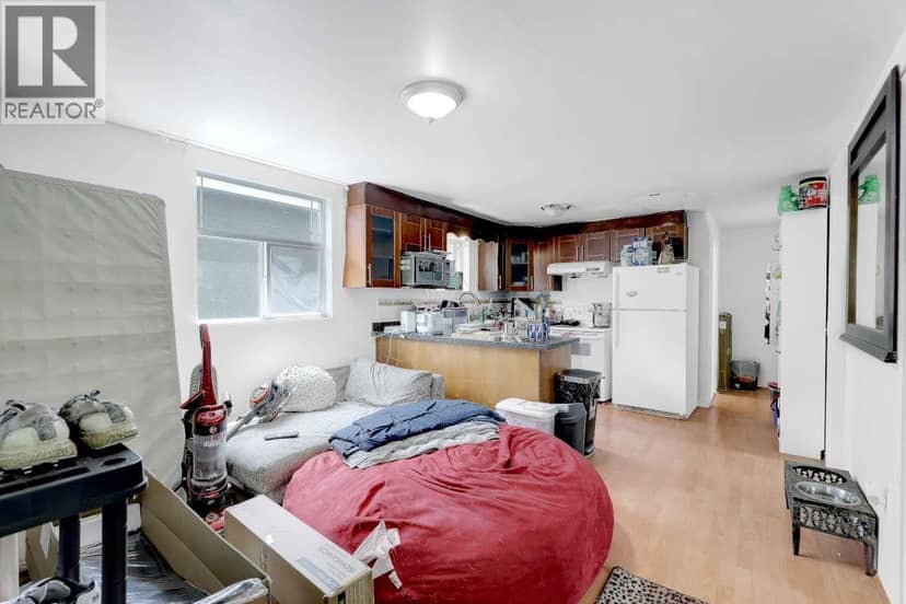 4265 SLOCAN STREET, Vancouver, photo 2