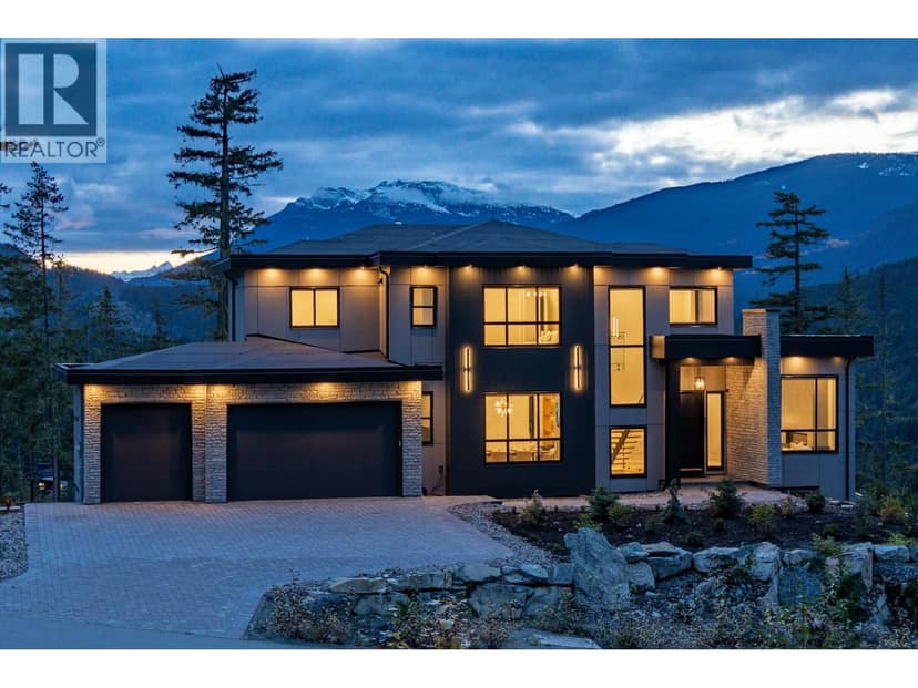 9289 STELLAR'S WAY, Whistler