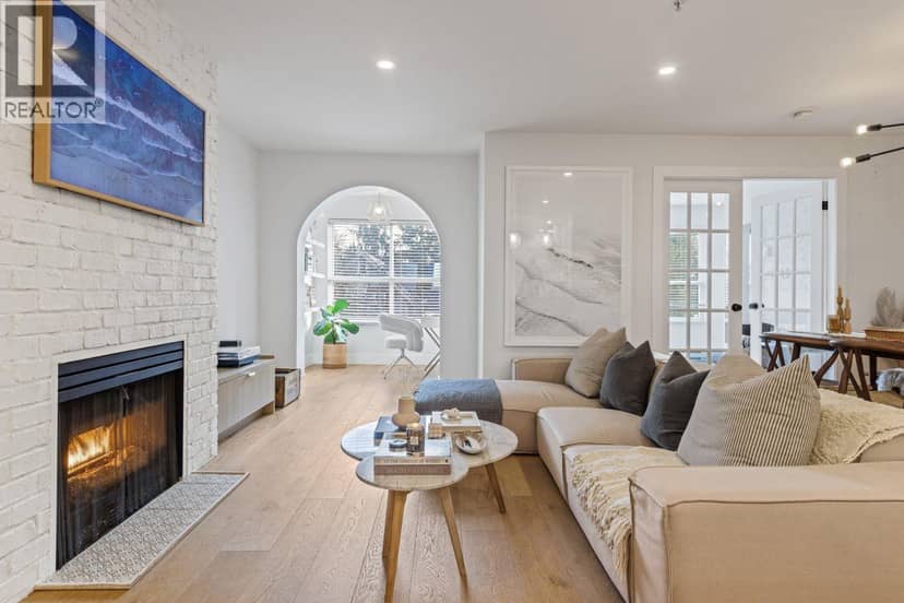 2680 W 4TH AVENUE, Vancouver, photo 2