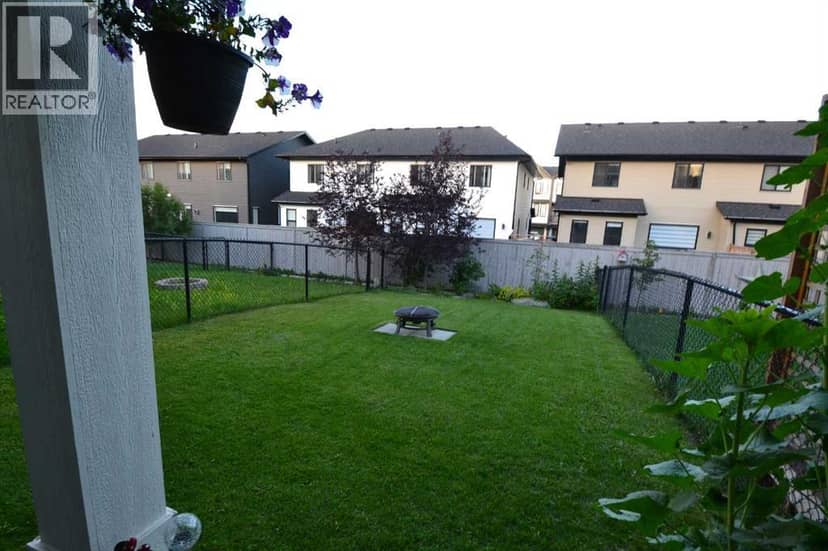 613 Hillcrest Road SW, Airdrie, photo 7