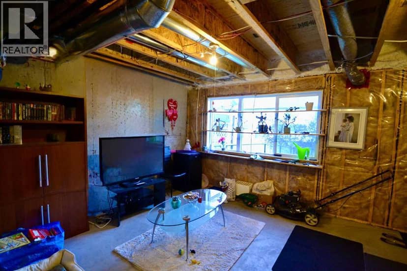 613 Hillcrest Road SW — photo 36 of 39