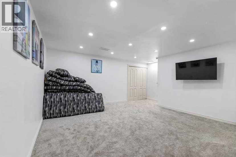 35 Templemont Drive NE — photo 24 of 29