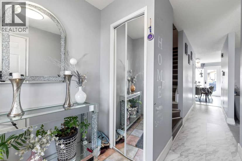 35 Templemont Drive NE, Calgary, photo 4