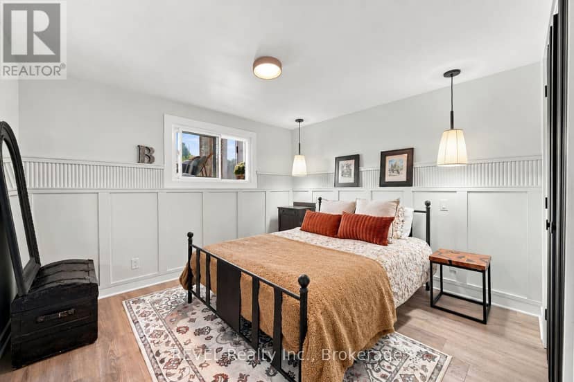 34 Oakwood Street — photo 22 of 40