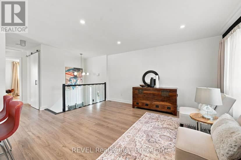 34 Oakwood Street — photo 8 of 40
