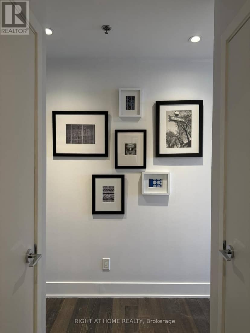 407 - 630 Queen Street E — photo 9 of 29