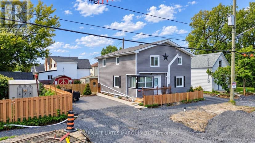 32 Seymour Avenue — photo 2 of 17