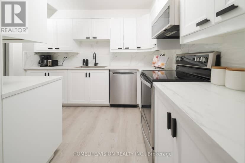 413 - 7 Townsgate Drive — photo 16 of 40