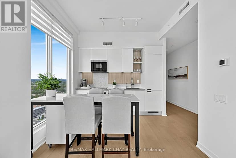 LPH02 - 39 Mary Street — photo 6 of 39