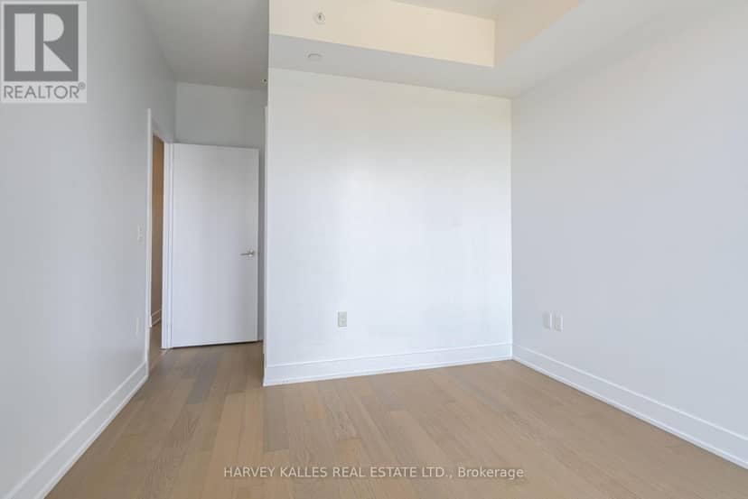 1822 - 30 Shore Breeze Drive — photo 22 of 31