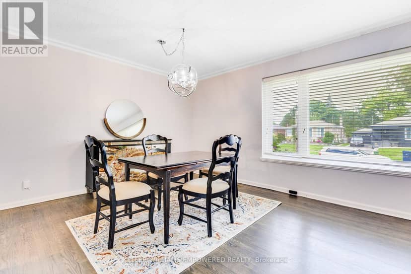 39 Checkendon Drive, Toronto, photo 7