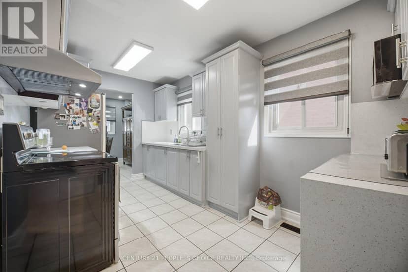 49 Cathy Jean Crescent — photo 15 of 40