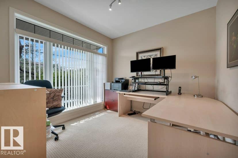 739 Haliburton Cr NW — photo 27 of 40