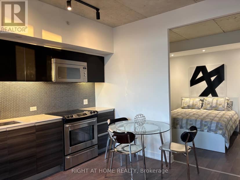 627 - 1190 Dundas Street E — photo 6 of 12