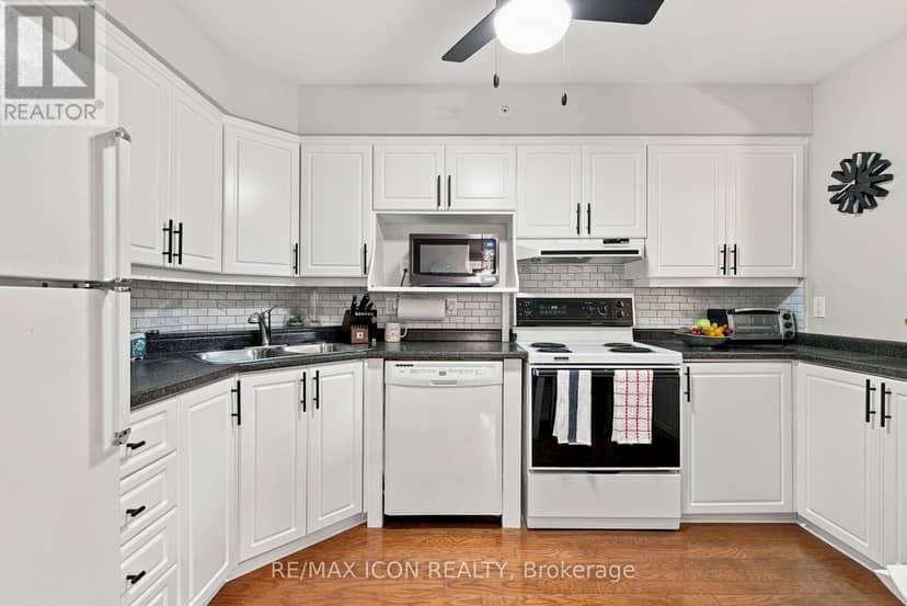 327 - 511 Gainsborough Road — photo 14 of 36