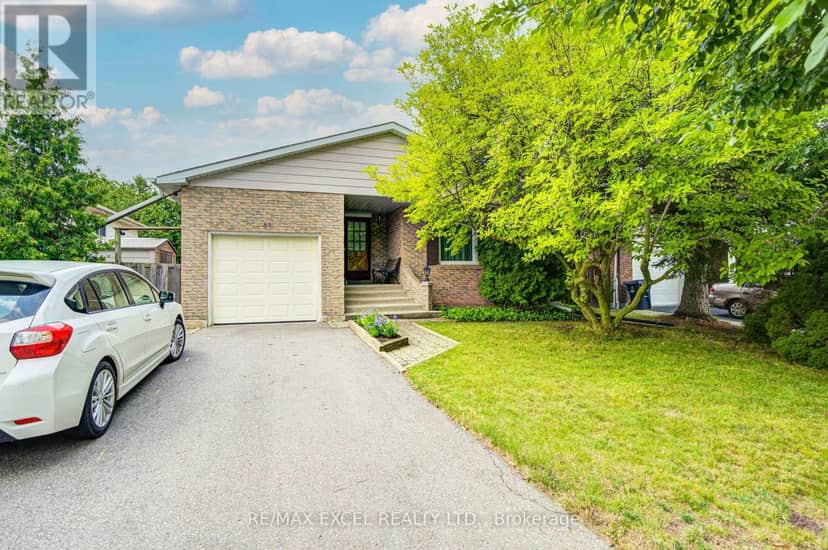 81 Amanda Drive — photo 2 of 40