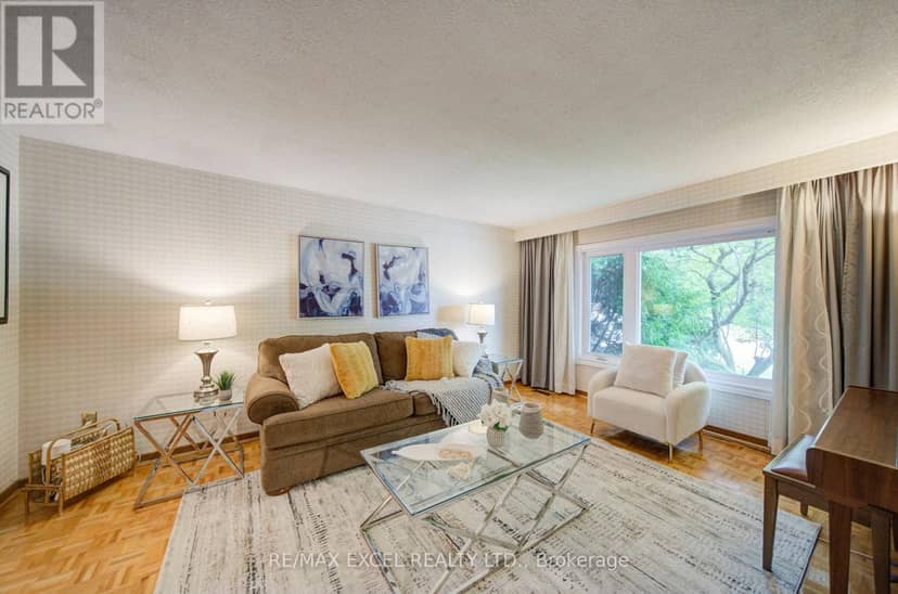 81 Amanda Drive — photo 8 of 40