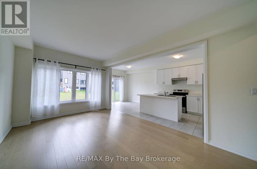 73 Federica Crescent — photo 13 of 40