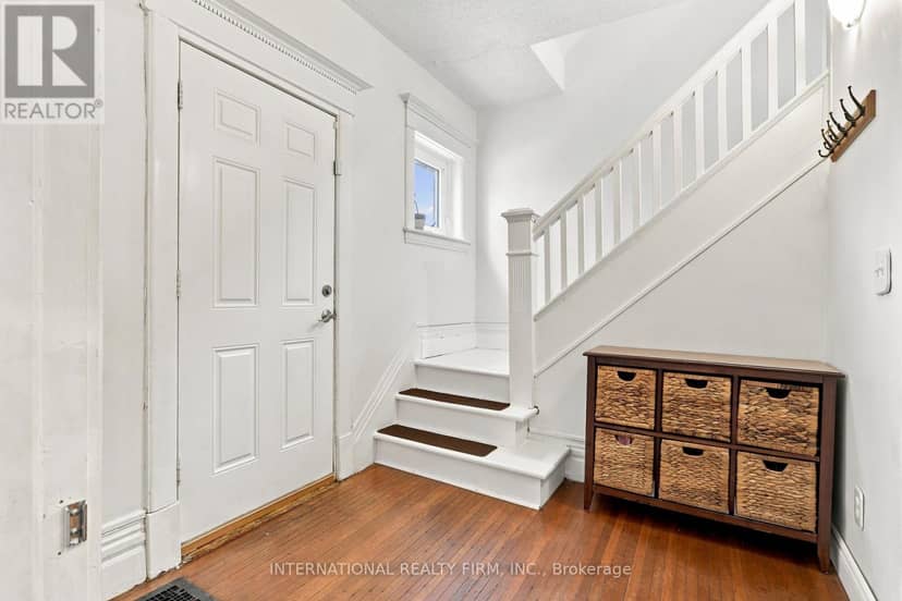 158 Sixth Street — photo 2 of 27