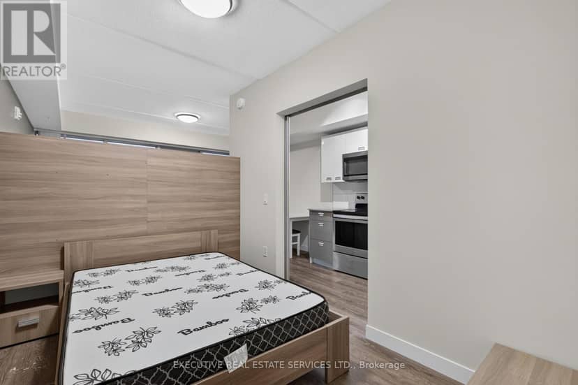 509 - 257 Hemlock Street — photo 23 of 36