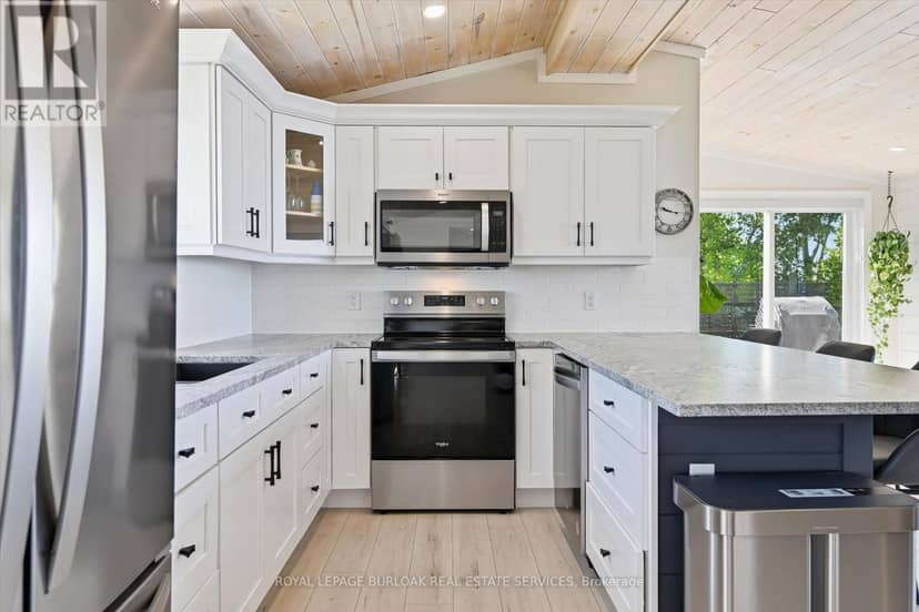 402 South Coast Drive — photo 12 of 40
