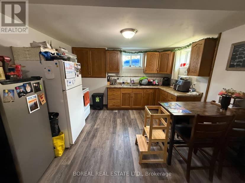 50 Victoria Avenue — photo 21 of 27