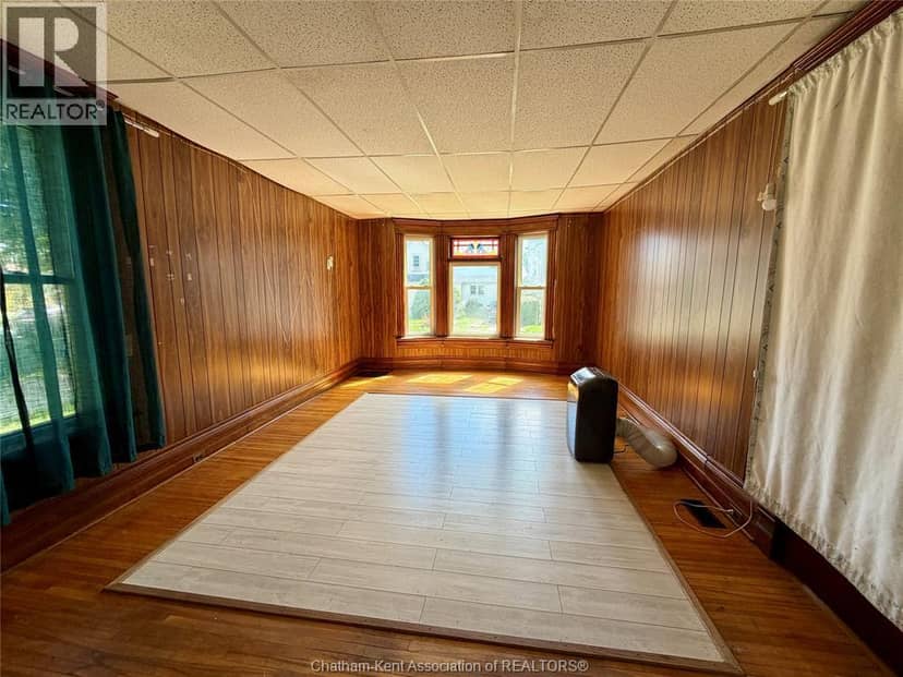 27 & 31 Wade STREET — photo 11 of 35