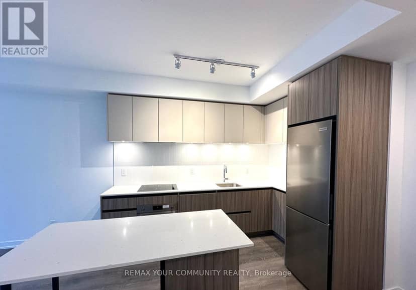 A328 - 7950 Bathurst Street, Vaughan, photo 3