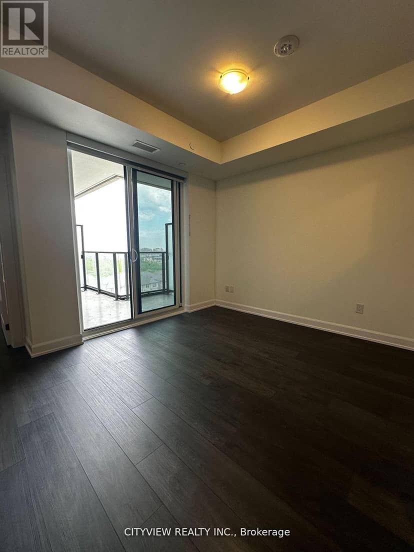 801 - 3220 William Coltson Avenue — photo 12 of 30