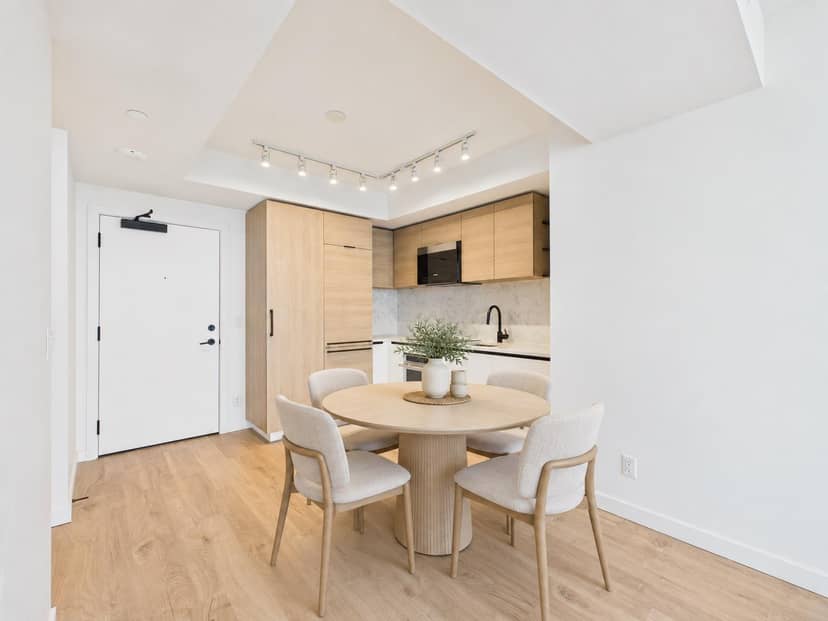 3111 10448 UNIVERSITY DRIVE, Surrey, photo 3