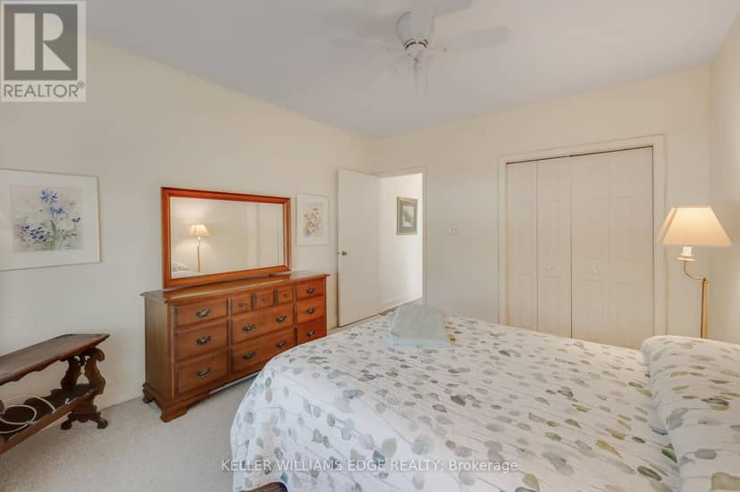 9 - 824 Brant Street — photo 22 of 39