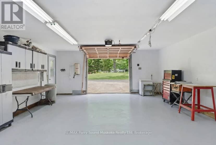 49 Maple Street — photo 15 of 40