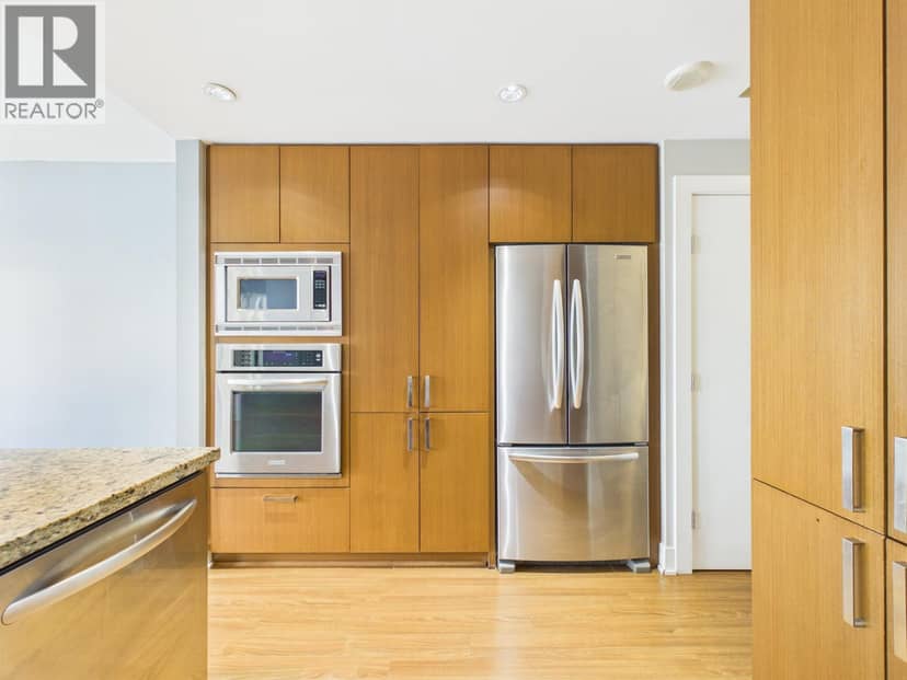 2207 1155 THE HIGH STREET, Coquitlam, photo 6