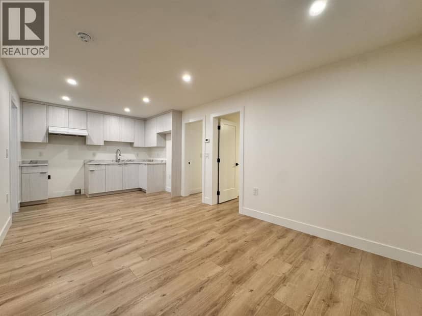 B2 8633 12 AVENUE, Burnaby, photo 5