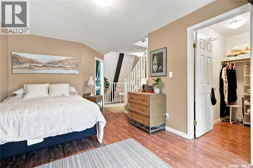 4 2855 Lacon STREET — photo 23 of 40