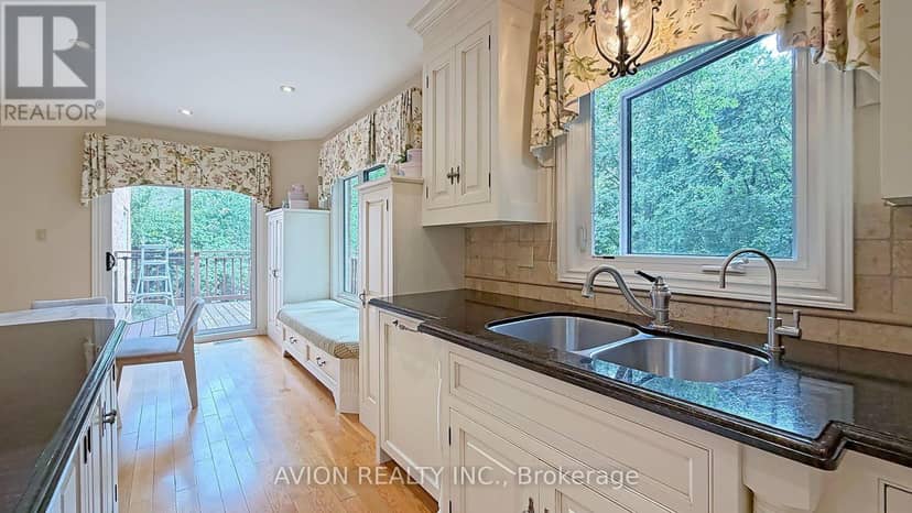 2068 Nipigon Drive — photo 17 of 37