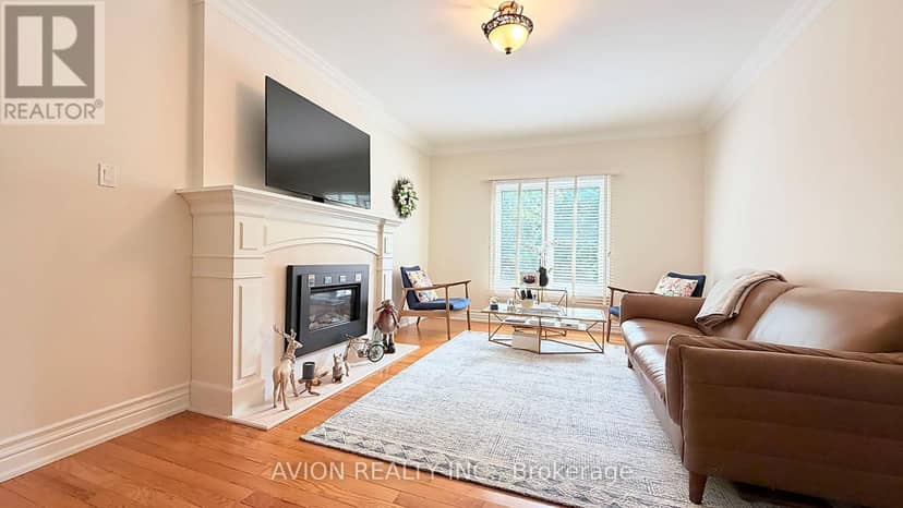 2068 Nipigon Drive — photo 6 of 37